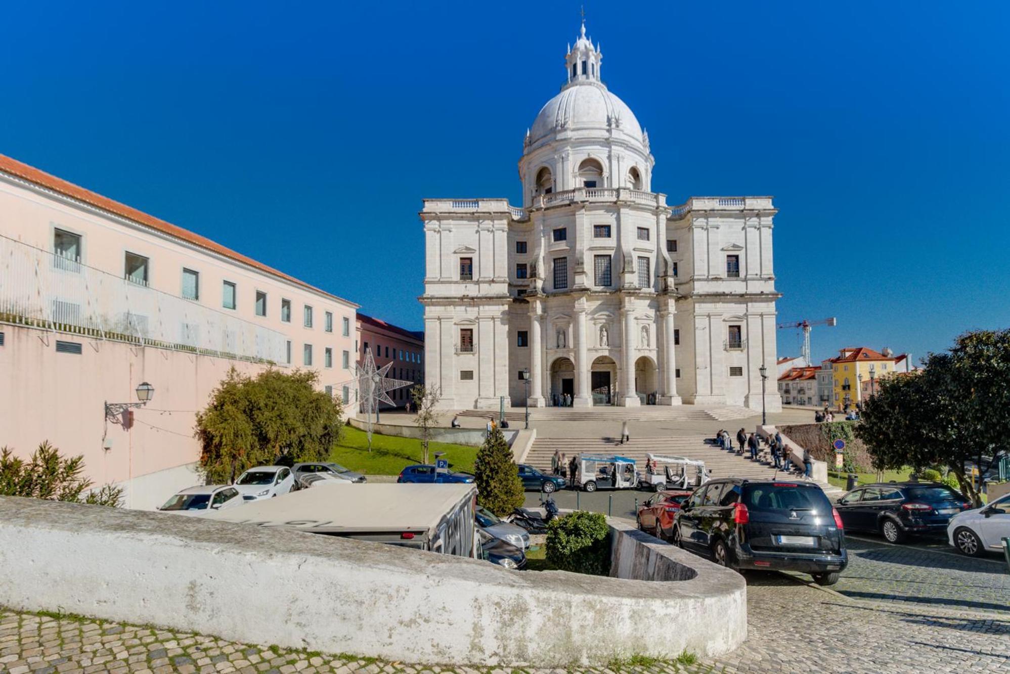 Santa Joana Panteao * Lisbon